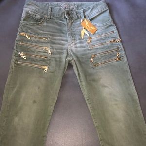 Men Robin’s Jean